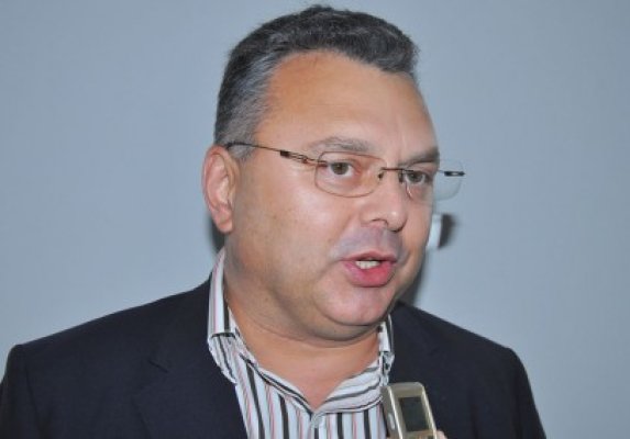 Dragomir se întâlneşte cu năvodărenii, Lupu - cu locuitorii din Medgidia